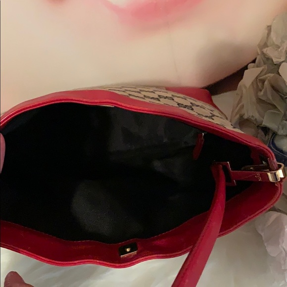Authentic Gucci shoulder bag red medium - Picture 6 of 11